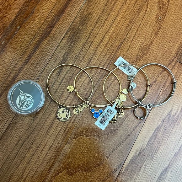 Alex and Ani Bundle - Picture 1 of 8